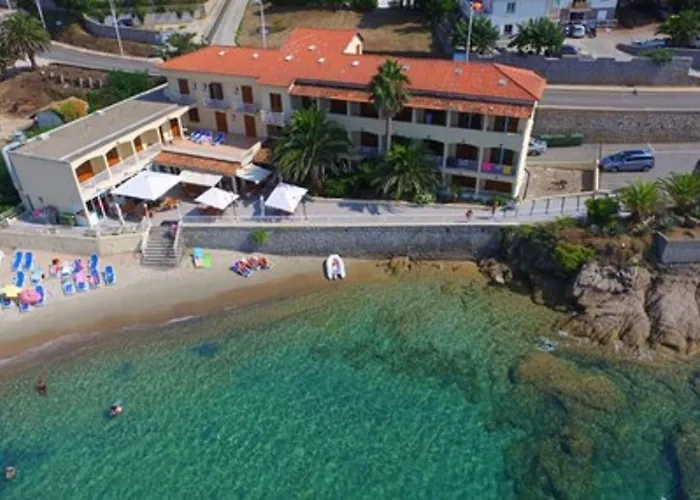U Paradisu Hotell