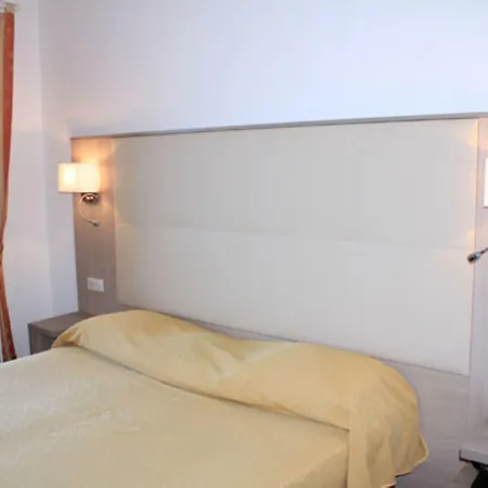 Hotel U Paradisu 3*